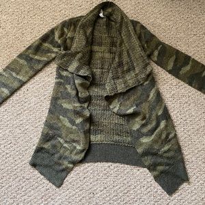 Aeropostale Camo Cardigan